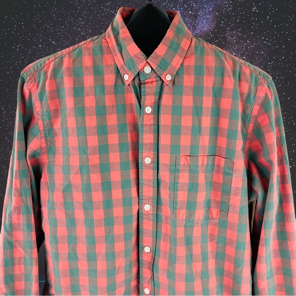 J. Crew Faded Buffalo Check Button Down Shirt - Size M - Classic Style - Picture 10 of 10